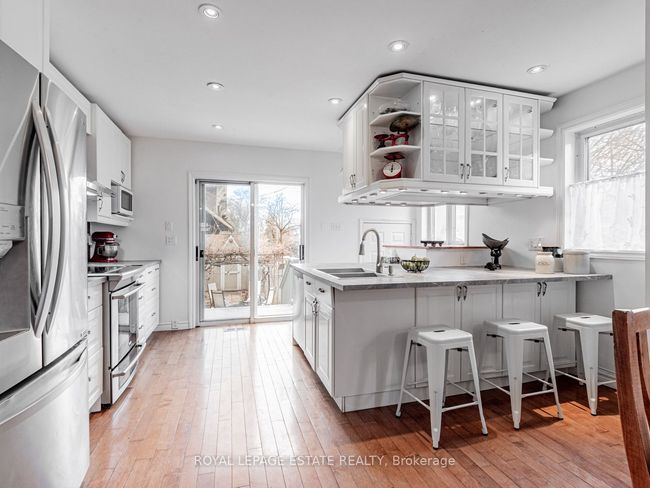 48 Woodington Ave, House attached with 3 bedrooms, 2 bathrooms and 2 parking in Toronto ON | Image 9