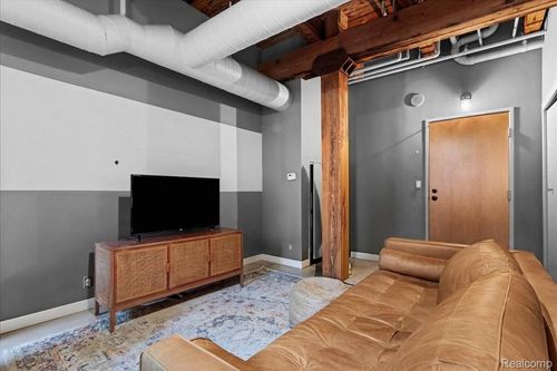 214w-6533 E Jefferson Avenue, Detroit, MI, 48207 | Card Image