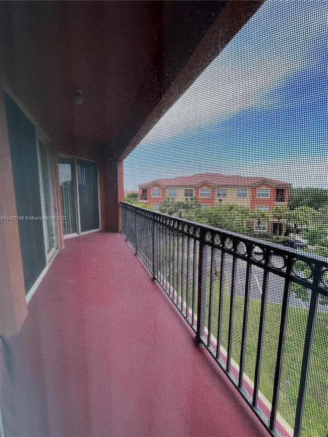 131 - 4706 Sw 160th Ave, Condo with 2 bedrooms, 2 bathrooms and null parking in Miramar FL | Image 8