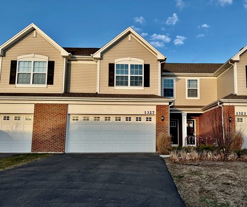 1327 Draper Rd, McHenry, IL, 60050-7204 | Card Image