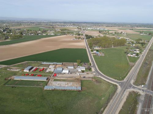 7305 E Locust Ln, Nampa, ID, 83686-8625 | Card Image