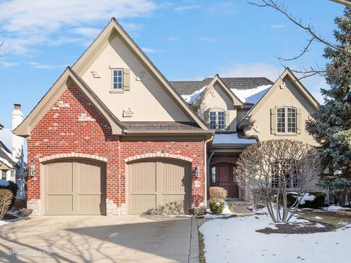 48 Forest Gate Cir, Oak Brook, IL, 60523-2129 | Card Image