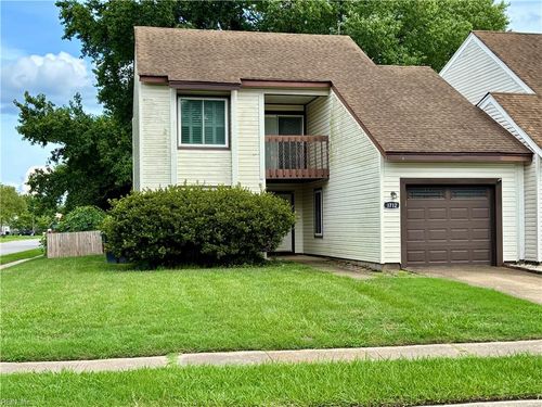1712 Pompey St, Virginia Beach, VA, 23464-6514 | Card Image