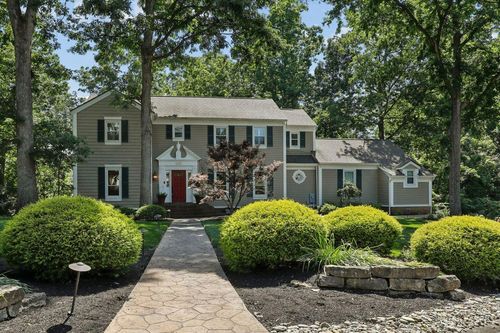 8383 Ellenwoods Dr, Cincinnati, OH, 45249 | Card Image