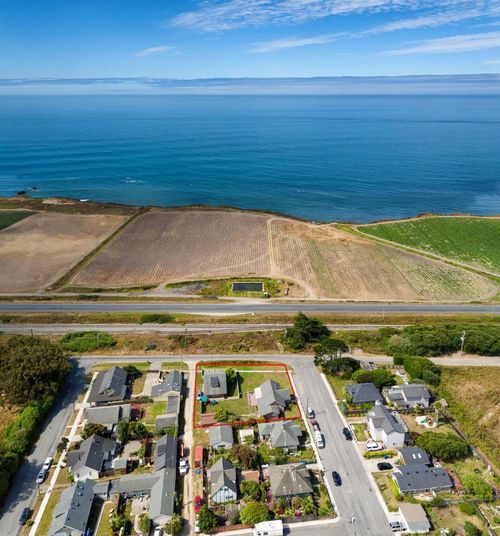 2 3rd Ave, Davenport, CA, 95017 | Card Image