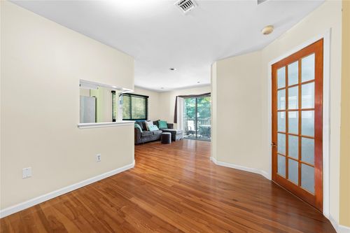 apt-46-615 Broadway, Amityville, NY, 11701-2141 | Card Image