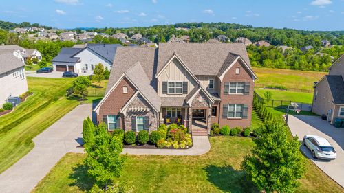 152 Brooksbank Dr, Nolensville, TN, 37135-2936 | Card Image