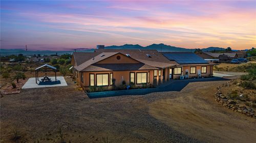 6280 N Palo Christo Dr, Kingman, AZ, 86409-9230 | Card Image