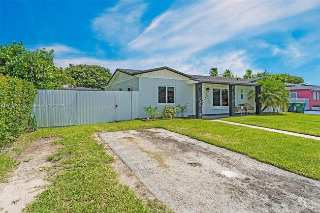 10371 Sw 146 Th St, House other with 5 bedrooms, 3 bathrooms and null parking in Miami FL | Image 10