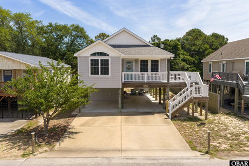 2033 Yorktown St, Kill Devil Hills, NC, 27948-6880 | Card Image