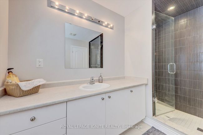 102 Garrardview St, House other with 4 bedrooms, 4 bathrooms and 2 parking in Ajax ON | Image 20
