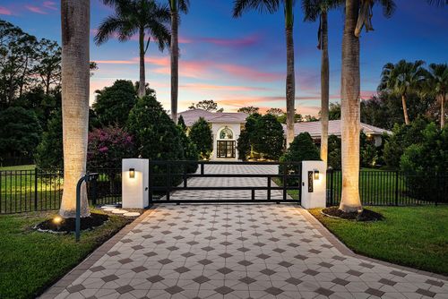 6715 E Calumet Cir, Lake Worth, FL, 33467-7011 | Card Image