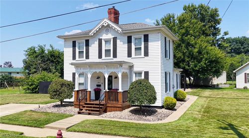 704 Pomeroy Pike, Belpre, OH, 45714-1520 | Card Image