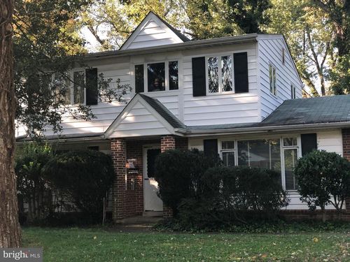 6806 Weaver Ave, MCLEAN, VA, 22101-4415 | Card Image