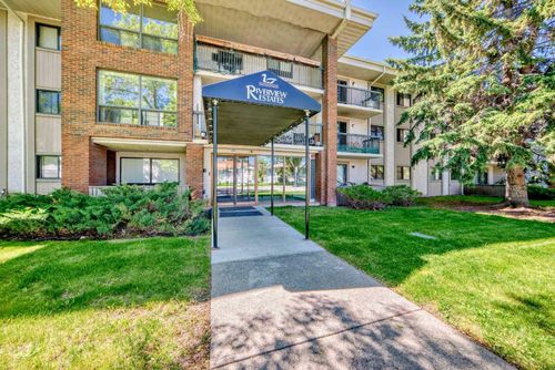 302-2611 1 Ave Nw, Calgary, AB, T2N0C5 | Card Image