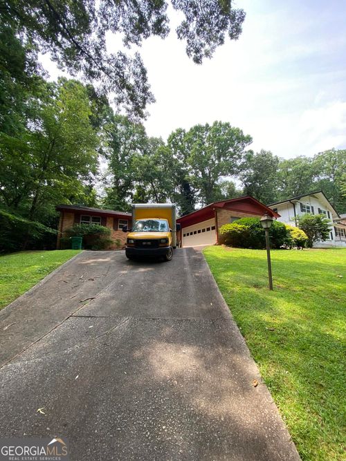 2464 Glenrock Dr, Decatur, GA, 30032-5856 | Card Image