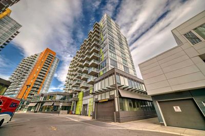 513 - 30 Brentwood Common Nw, Condo with 2 bedrooms, 2 bathrooms and 1 parking in Calgary AB | Image 2