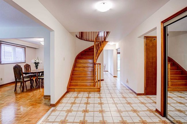 93 Longmeadow Cres, House other with 4 bedrooms, 3 bathrooms and 4 parking in Markham ON | Image 5