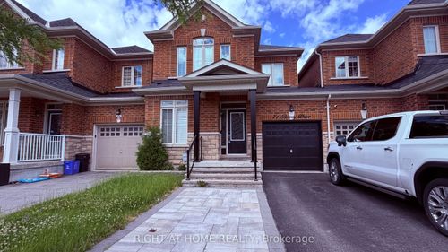 71 Betony Dr, Richmond Hill, ON, L4E0V6 | Card Image