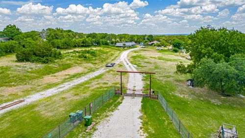 5944 Tenderfoot Trl, Fort Worth, TX, 76135-9258 | Card Image