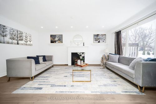 30 Parkway Ave, Brampton, ON, L6X2G4 | Card Image