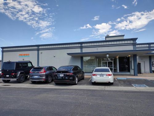 1915 2nd St, Livermore, CA, 94550-4426 | Card Image