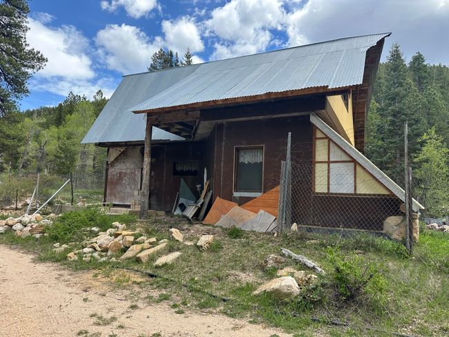 Side of Home | Image 29