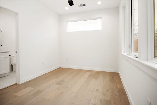 2 - 5305 Ledesma Rd, House other with 2 bedrooms, 3 bathrooms and 3 parking in Austin TX | Image 9