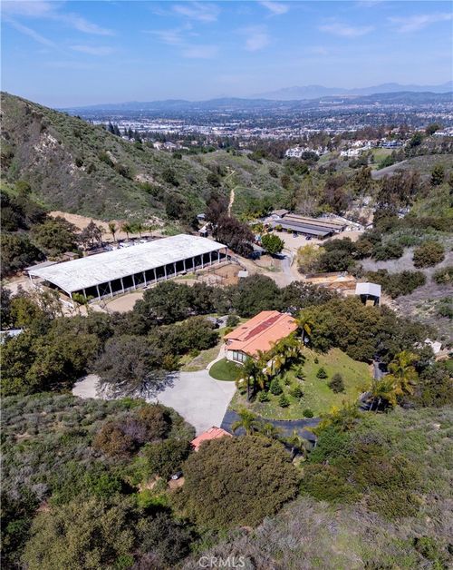 6352 E Nohl Ranch Rd, Anaheim, CA, 92807-4805 | Card Image