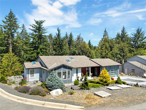 6856 Burr Dr, Sooke, BC, V9Z0L1 | Card Image