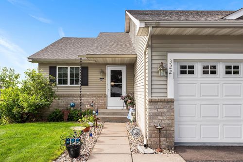 322 Wildwood Cir, Roberts, WI, 54023-8633 | Card Image