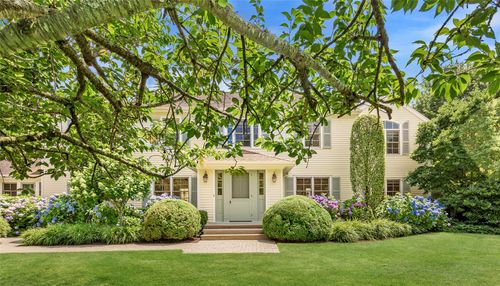 107 Edgewood Ave, Bridgehampton, NY, 11932-4117 | Card Image