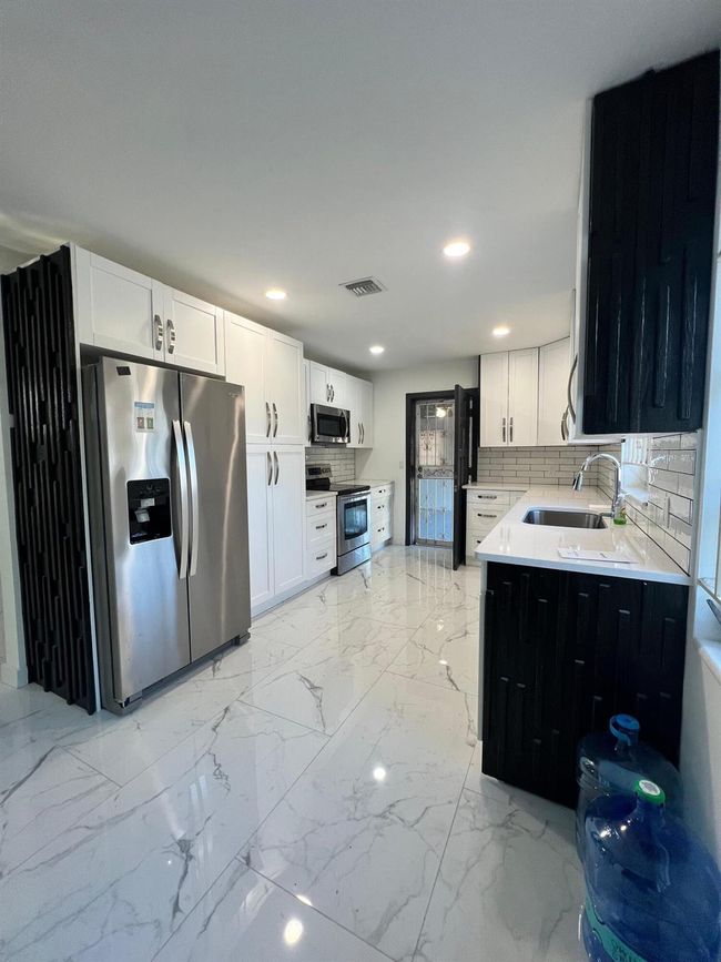 1732 Sw 6 Th St, House other with 4 bedrooms, 3 bathrooms and null parking in OCALA FL | Image 4