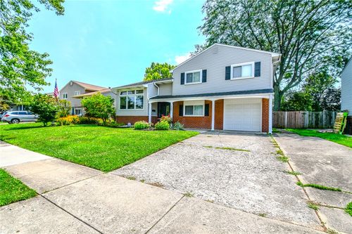 1708 Duchess, Kettering, OH, 45420 | Card Image