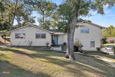 1322 Stanford, House other with 3 bedrooms, 2 bathrooms and null parking in Longview TX | Image 1