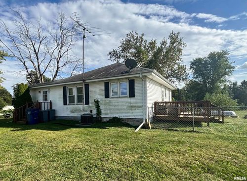 897 20th Ave, Roseville, IL, 61473-9315 | Card Image