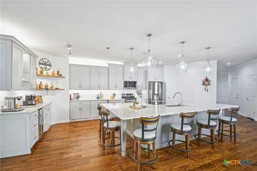 516 Sundance Ln, Georgetown, TX, 78633-4993 | Card Image