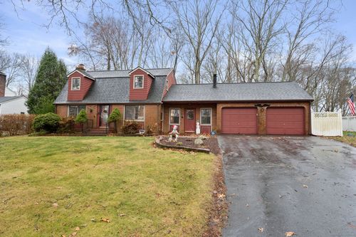 19 Inchcliffe Drive, Ledyard, CT, 06335 | Card Image