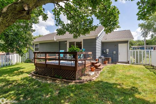 821 S Avenue D, Washington, IA, 52353-1014 | Card Image