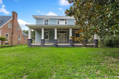 217 N Main St, Warrenton, NC, 27589-1823 | Card Image