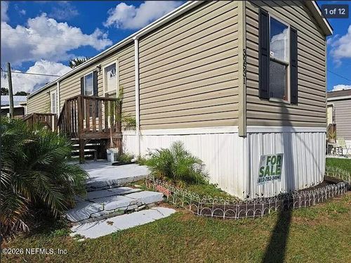 39531 Rosebush Ln, Zephyrhills, FL, 33542-2911 | Card Image