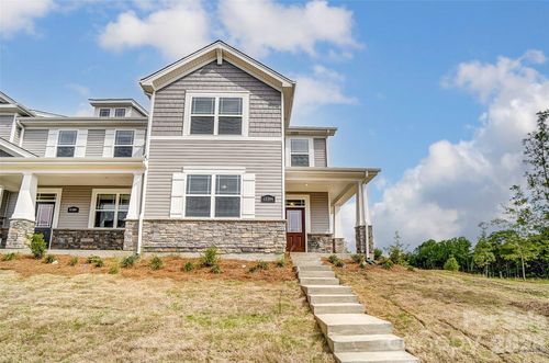 3812 Cheyney Park Dr, Charlotte, NC, 28269-0275 | Card Image