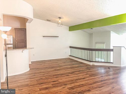 1013b-11013 Villaridge Ct, RESTON, VA, 20191-4838 | Card Image