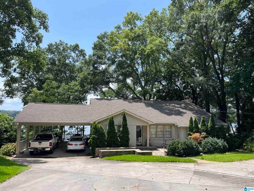 200 Cove Dr, PELL CITY, AL, 35128-7160 | Card Image