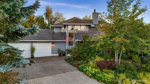 808 Aloha Pl, Edmonds, WA, 98020-3160 | Card Image