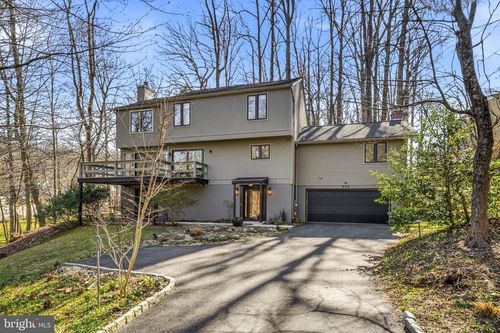 634 Twin Bridge Dr, WAYNE, PA, 19087-2817 | Card Image