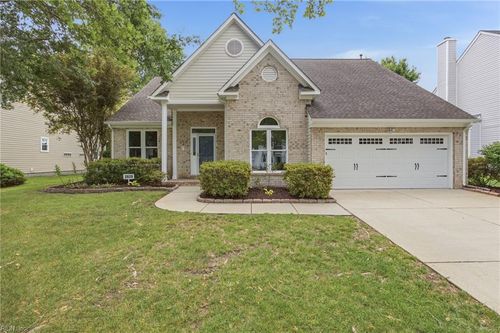 2829 Livingston Loop, Virginia Beach, VA, 23456-7502 | Card Image