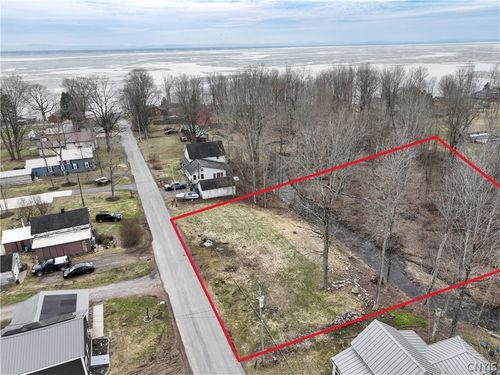 7457 Lake St, Cleveland, NY, 13042-3211 | Card Image