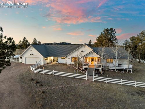 537 Chapparal Trl, Florissant, CO, 80816-8982 | Card Image