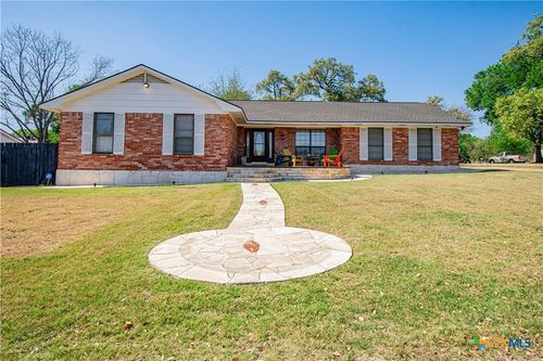 18 Morgans Point Blvd, Belton, TX, 76513-6438 | Card Image